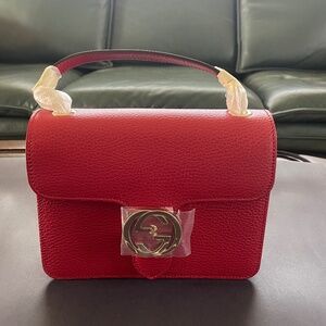 NWT GUCCI Interlocking GG BOUTIQUE Red Leather Crossbody Chain Bag